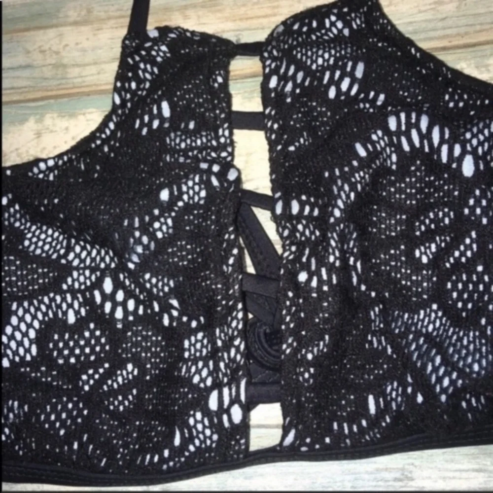 Mossimo Lace High Neck Halter Bikini Top - Picture 4 of 5